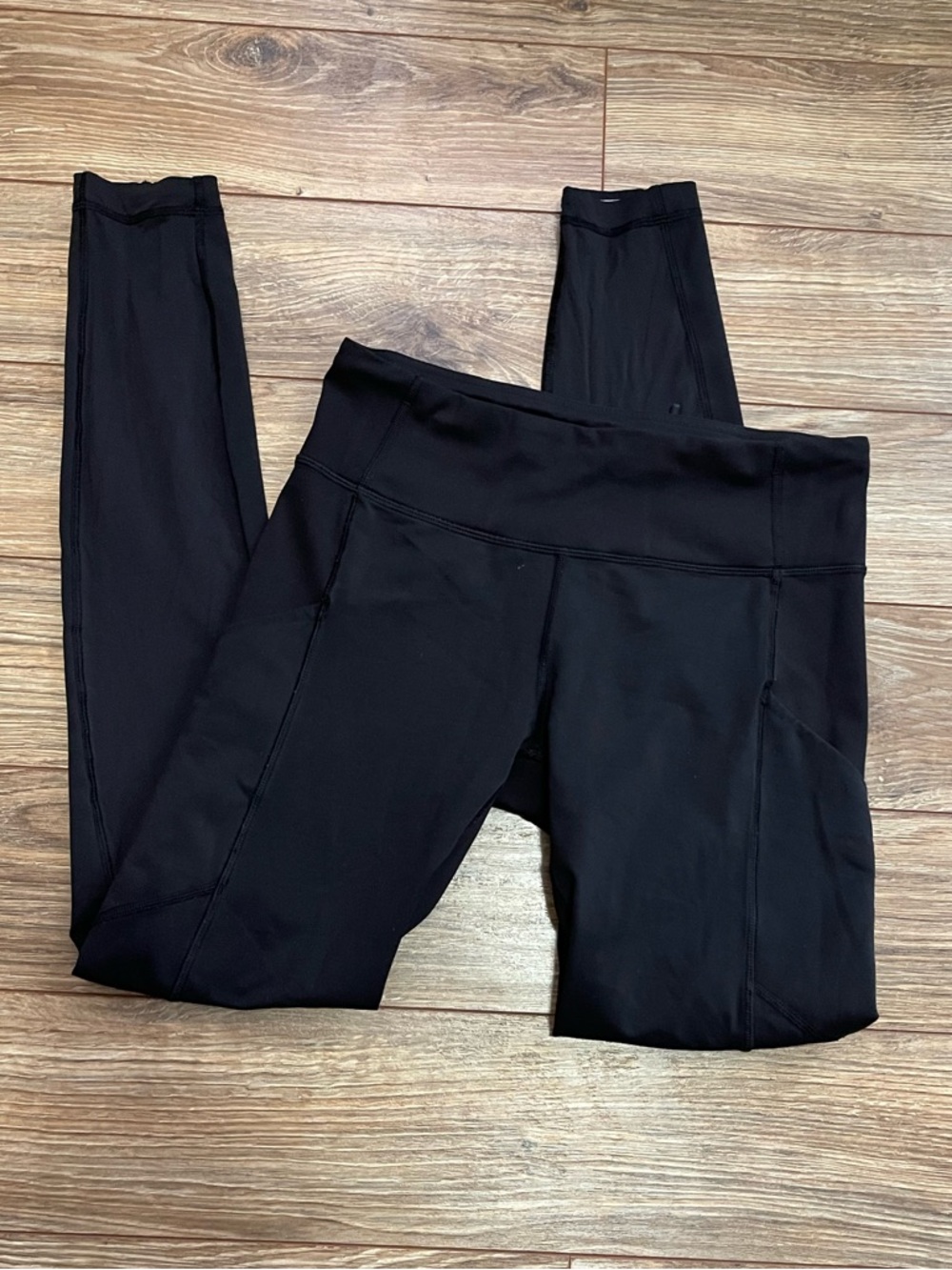 Lululemon women’s black leggings
